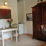 Bed & Breakfast Alba 3*